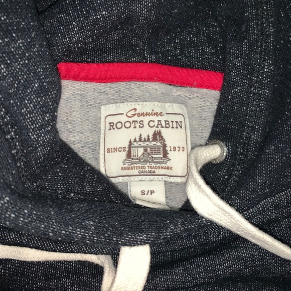 COPY - Roots Sweatshirt - Picture 4 of 4